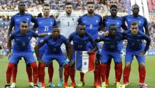 "Шампионският" автобус на французите остана празен + ВИДЕО