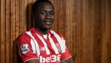 Стоук счупи трансферния си рекорд