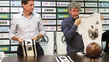 Бакеро "пипна" схемата на Славия