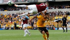 Уулвс с втора победа във Висшата лига