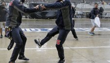 Квят побърка инструктор по време на шофьорски изпит + ВИДЕО