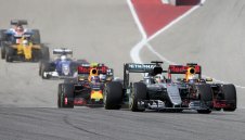 Хамилтън пак без грешка в Остин