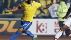 Дъглас Коста минава медицински прегледи в Мюнхен