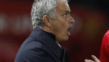 Моуриньо бесен на ФА за пиянството на Руни