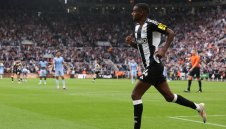 Нюкасъл трепери! Стрелец май пропуска мача със Сити