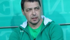 Левски бие шута на Стойчо, Хубчев поема тима