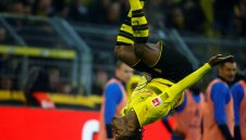 Обрат! Дортмунд иска да вземе Батшуай за постоянно