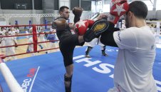 Всеки удар трябва да е нокаут! + СНИМКИ