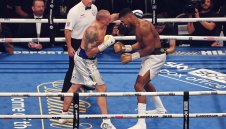 Усик дава реванш на Джошуа в Близкия Изток или Украйна?