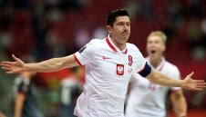 Левандовски зарадва цяла Полша с трогателен жест