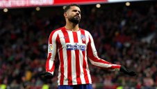 Атлетико губи Коста поне за 3 месеца