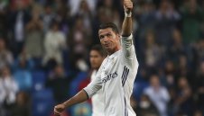 Роналдо счупи рекорд на Дел Пиеро, настигна Меси по голове