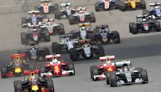 Три от три за Нико Розберг