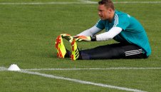 Йоги: Нойер ще бъде титуляр в Русия