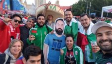 "Картоненият фен" Хавиер вече е в Русия + ГАЛЕРИЯ