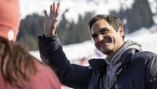 Федерер дарява 500 000 долара за децата в Украйна