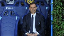 Юнайтед избира между Конте и Алегри за наследник на Моуриньо