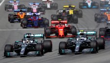 Люис полетя към победата в Барселона, за 5-и път двоен успех на Мерцедес