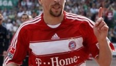 Байерн прегази и Вердер с 4:0