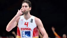 Пау Гасол измъкна Испания