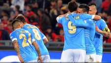 Наполи разгроми Торино, Кротоне и Тонев са на точка от спасителната зона