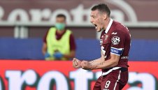 Ман Юнайтед и Интер посягат към Белоти