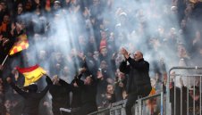 Стана ясно кой сменя треньора-побойник в Лече