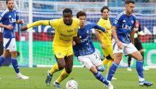 Масов бой на контролата Комо - Бетис (ВИДЕО)