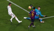 Луис Суарес за Хари Кейн: Нормално е Барса да ми търси заместник