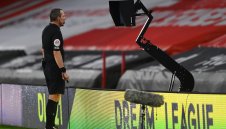 Руни поиска премахване на ВАР