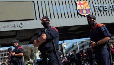 Какви ги говори Ето'о?! 16-годишен щял да вади Барса от калта