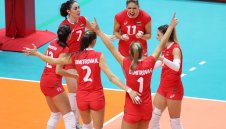 Смели "лъвици" паднаха от Китай на световното