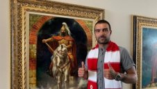 ЦСКА показа вратата на португалец