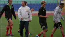 Стенли се обади на Стоичков