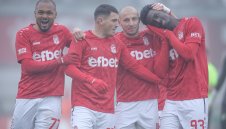 ЦСКА 1948 удари Берое при нулева видимост + ВИДЕО