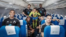 Левски с важно съобщение за феновете си + СНИМКИ