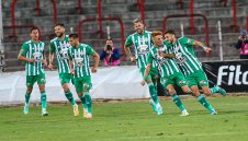 "Червен" срам в Европа! Сепси прати милионната селекция на ЦСКА в нокдаун + СНИМКИ  