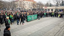 Бурни протести: 2000 ултраси на Берое плашат с радикални мерки