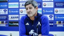 Николай Костов с любопитно решение в Левски