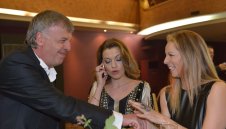 Феновете на Левски са виждали два пъти задните части на Сираков