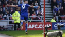 Този път 2:0 и Лестър е все по-близо до мечтата! + ВИДЕО