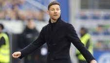 Ливърпул или Байерн? Ето кой гранд предпочита Чаби Алонсо