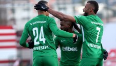 Лудогорец уреди контрола с лидера във Втора лига