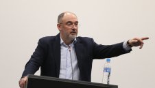 Контра от Величков: Аматьори! Изхвърлям Боби от футбола доживот!