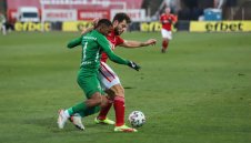 ЦСКА няма стил, Лудогорец бие и на ходом