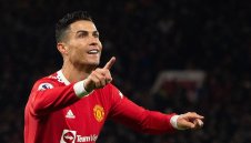 Ще гръмне ли бомба? Байерн прилапва и Роналдо след Мане