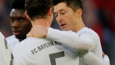 "Черната котка" Фортуна пак омагьоса Левандовски