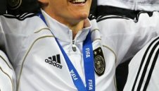 Швайни: Не съм женен за Байерн