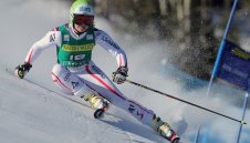 Анна Фенингер спечели гигантския слалом в Линц