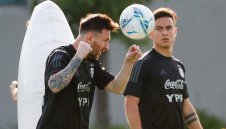 Алегри: Сравненията с Меси пречиха на Дибала